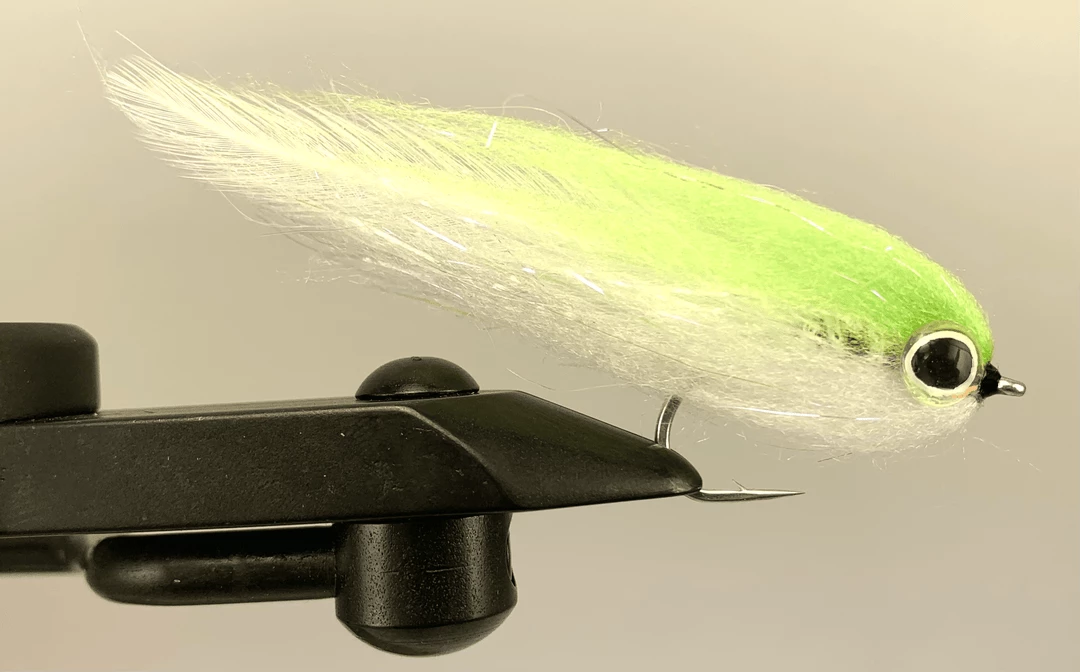 Catching Shadows Flies Strolis Simple Baitfish 4 Catching Shadows Flies Strolis Simple Baitfish