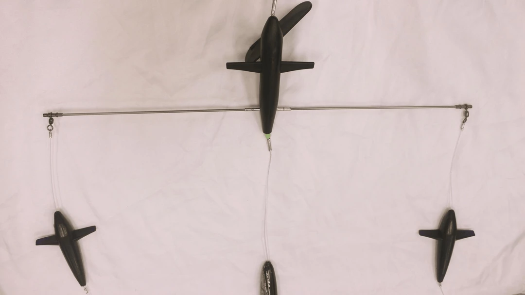 MagicTail Side Tracker Spreader Bars - 24" 2 MagicTail Side Tracker Spreader Bars - 24"